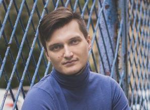 Роман Медный представил арт-проект «Работа редактора»