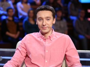 Михаил Присяжнюк нарядит на Новый год пять ёлок