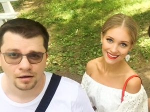 Кристина Асмус стала брюнеткой