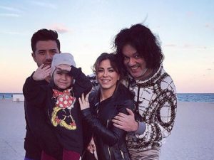 Сын Филиппа Киркорова впервые выступил на сцене видео