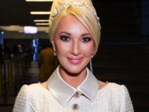 Лера Кудрявцева выложила фото голого мужа