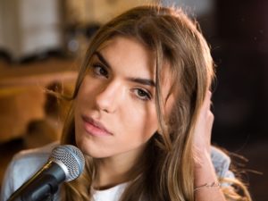 После съемок нового клипа Катя Гуменюк попала в больницу (ФОТО)