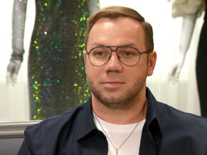 Андре Тан критикує гардероб зірок – Неймовірна правда про зірок від 24.04.2021 дивитись онлайн