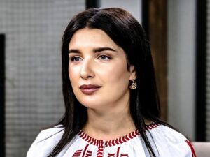 Супермама 8 сезон 33 выпуск — смотреть онлайн от 21.10.2024