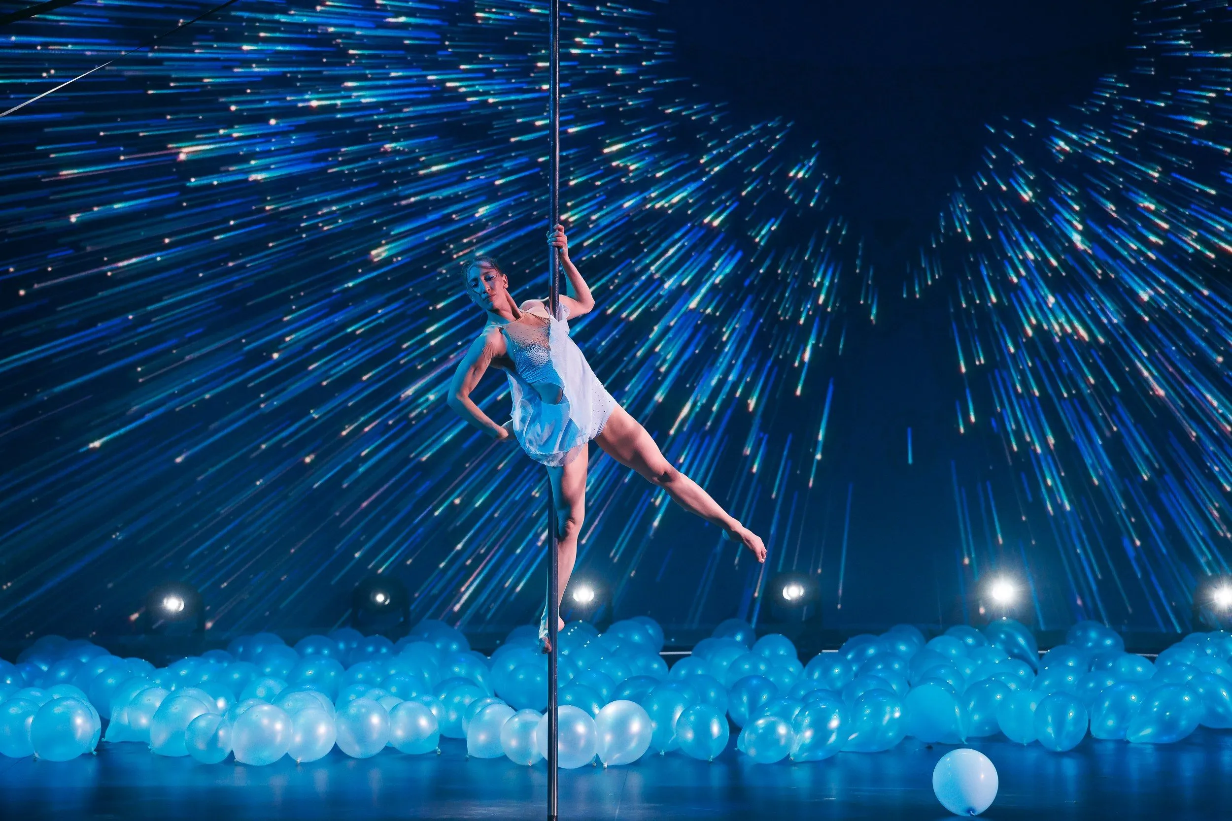 Чемпіонка світу з pole dance присвятить зворушливий виступ мамі на сцені «Україна має талант» Фото 2 до: Анастасія Кузьменко - Україна має талант 2026