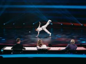 Фото 3 до: Артем Сокольніков на Україна має талант 2026