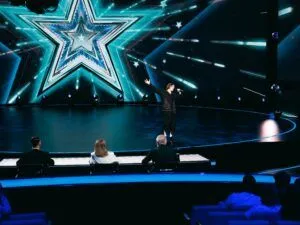 Роман Мельник – вокал на «Україна має талант» 2026 Фото 2 до: Роман Мельник на Україна має талант 2026