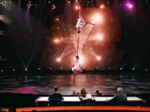Фото 5 до: Олена Вагонова та Валерія Радомська на Україна має талант 2026