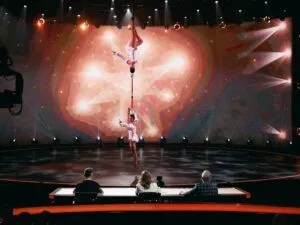 Фото 12 до: Олена Вагонова та Валерія Радомська на Україна має талант 2026