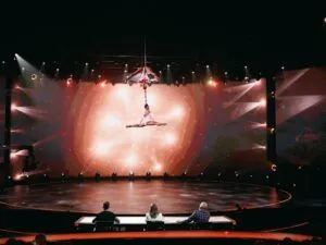 Фото 13 до: Олена Вагонова та Валерія Радомська на Україна має талант 2026
