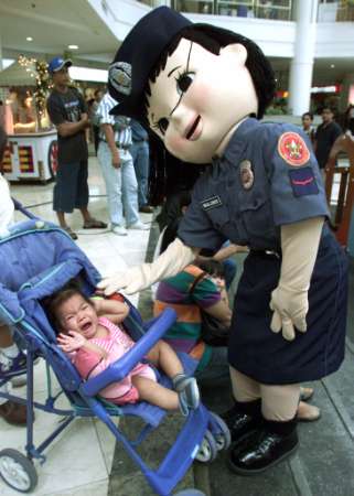 20 дітей, яких налякали страшні аніматори babyattack