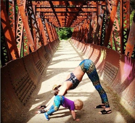 10 фото неподражаемых фитнес-мам 6