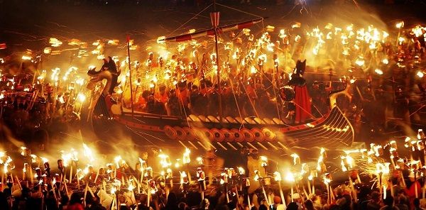 Как Празднуют Новый Год В Шотландии Как Празднуют Новый Год В Шотландии