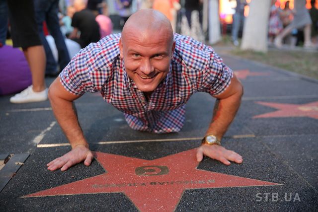 Телеканал СТБ открыл собственную Аллею звезд (ФОТО) 20