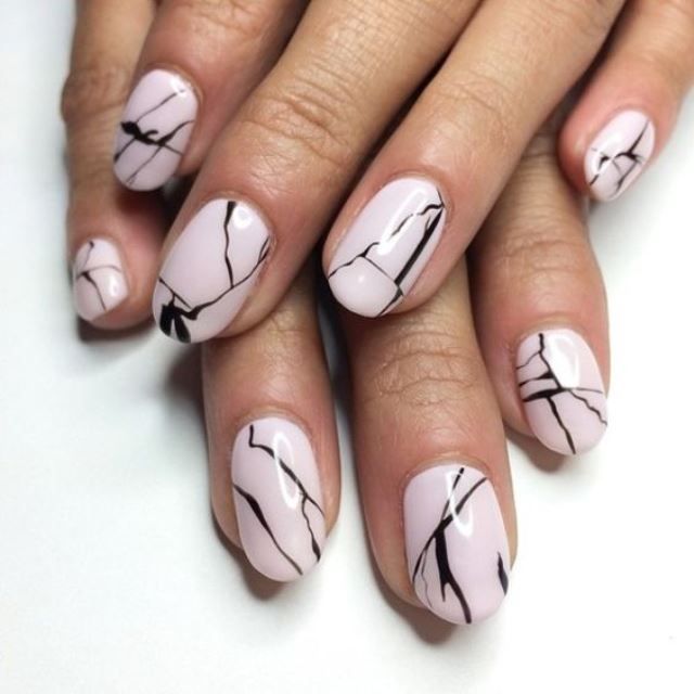 Весняний манікюр 2017: ідеї в фото 5