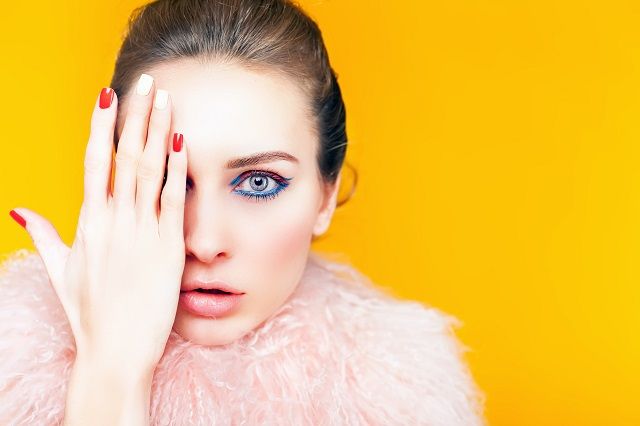 Зимовий макіяж: які кольори використовувати макияж зима 2018 - фото