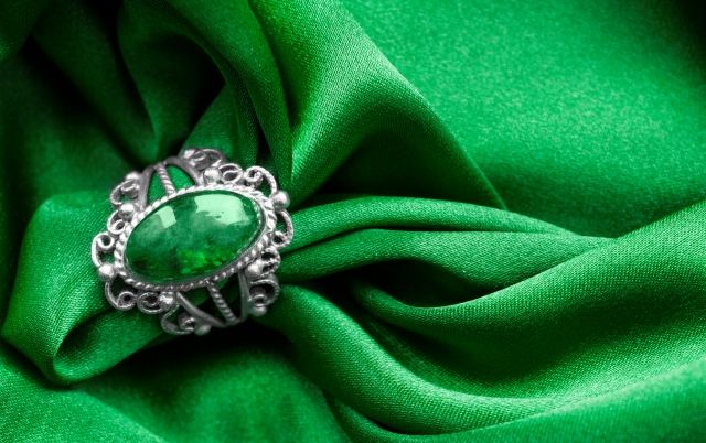 Камені по знаку зодіаку: дорогоцінні й напівдорогоцінні (властивості за гороскопом)