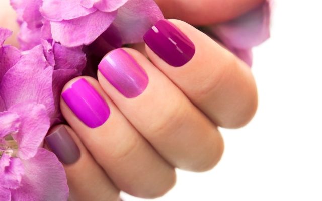 Манікюр на 8 Березня: ідеї в фотографіях маникюр на 8 марта