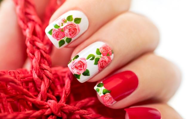 Манікюр на 8 Березня: ідеї в фотографіях маникюр на 8 марта