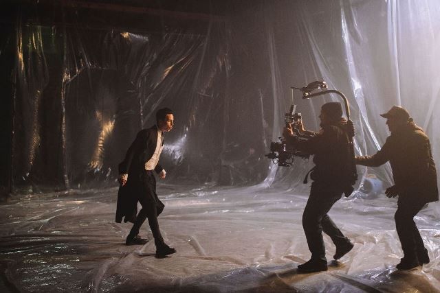 Соблазн, огонь и ураган: MELOVIN снимает клип на песню «Under the ladder» 2_preview