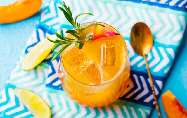 Як зробити домашній апельсиновий лимонад: рецепт