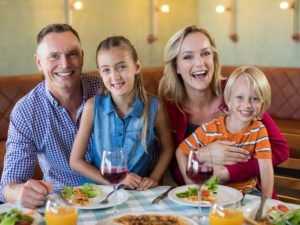 Манікюр в школу для підлітків: кращі ідеї манікюру в школу 2020