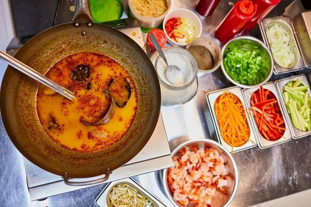 Топ-7 азиатских ресторанов Киева Азиатская кухня Киева: топ 7 ресторанов с азиатской кухней в Киеве