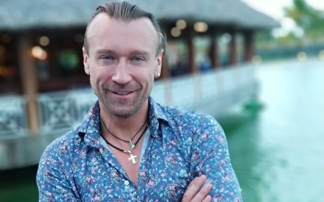 Суддя «Х-фактор»-9 Олег Винник відсвяткував ювілей у Домінікані OV (1)vbyb