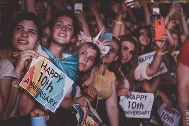 Imagine Dragons в Киеве: голый торс и флаг Украины IMG_6169