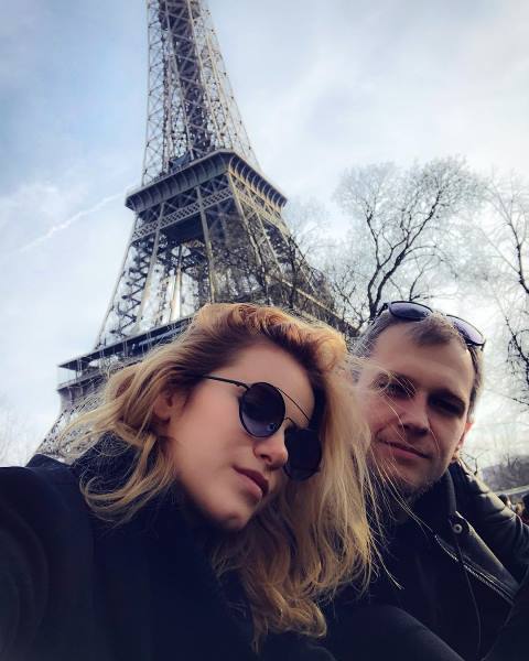 Фотодобірка: зірки СТБ зі своїми коханими 50668299_1958052830984255_6958647137471722162_n