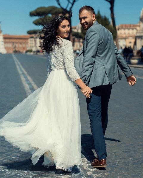 Фотодобірка: зірки СТБ зі своїми коханими 51134068_115937262854563_7020164093095756866_n