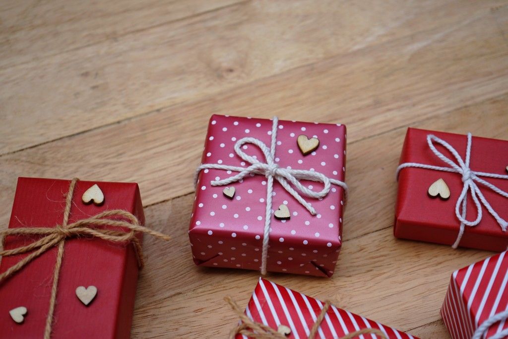 Що подарувати коханому на День святого Валентина День Святого Валентина: что подарить любимому