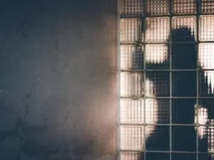 Слідство ведуть екстрасенси: нечиста сила жорстоко обезголовила матір двох дітей