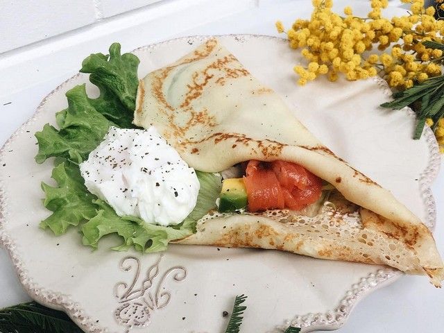 Блины с красной рыбой