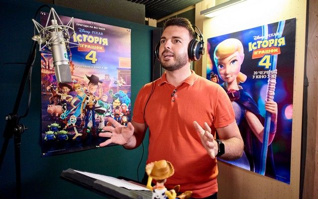григорий решетник озвучил историю игрушек