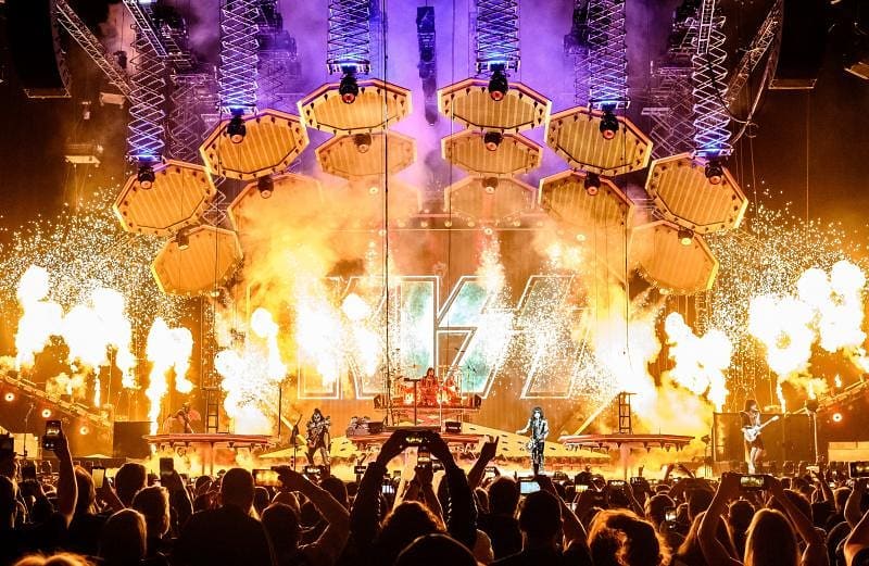 kiss концерт в киеве, kiss концерт киев