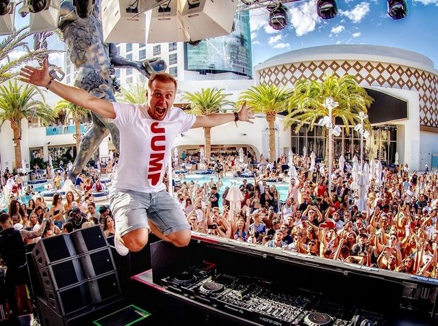 концерт Armin Van Buuren в Киеве