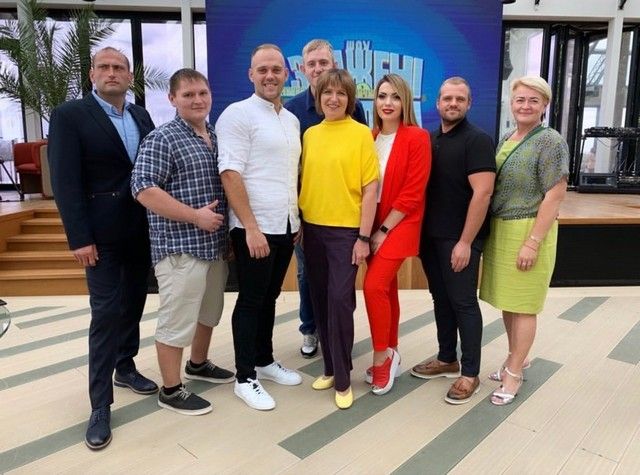 участники зважені та щасливі