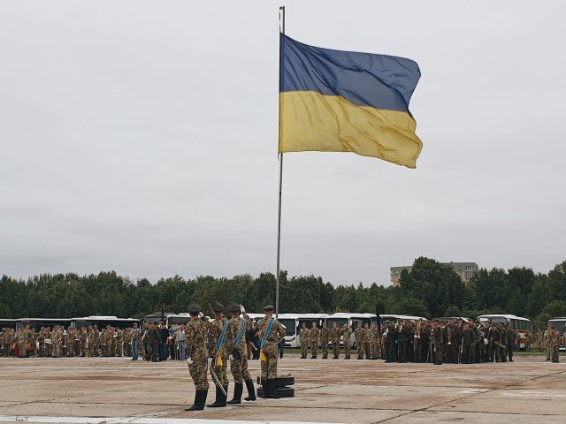 Алан Бадоєв і Олена Коляденко стали режисерами Ходи Гідності до Дня Незалежності
