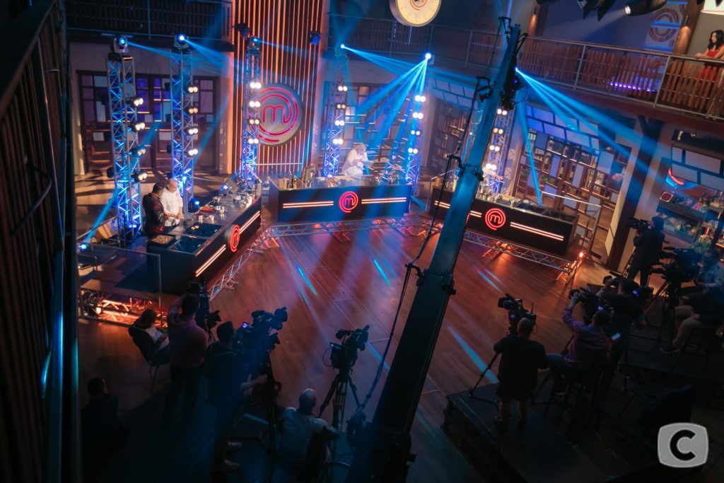 Фотоподборка: как снимали суперфинал «МастерШеф»-9 Фотоподборка: как прошел суперфинал «МастерШеф»-9