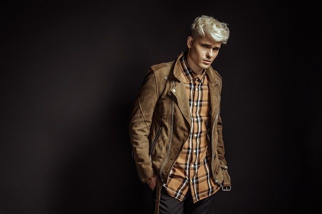 без обмежень