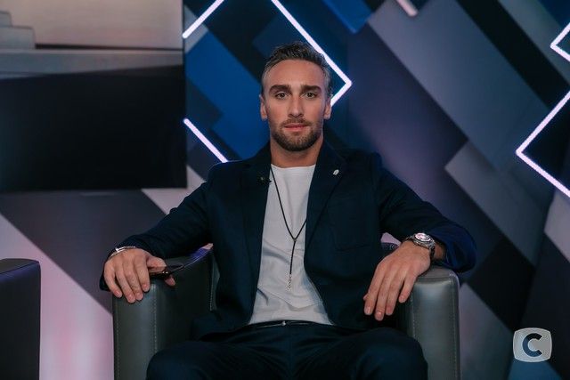 Тренування Full Body в домашніх умовах від Іраклі Макацарія