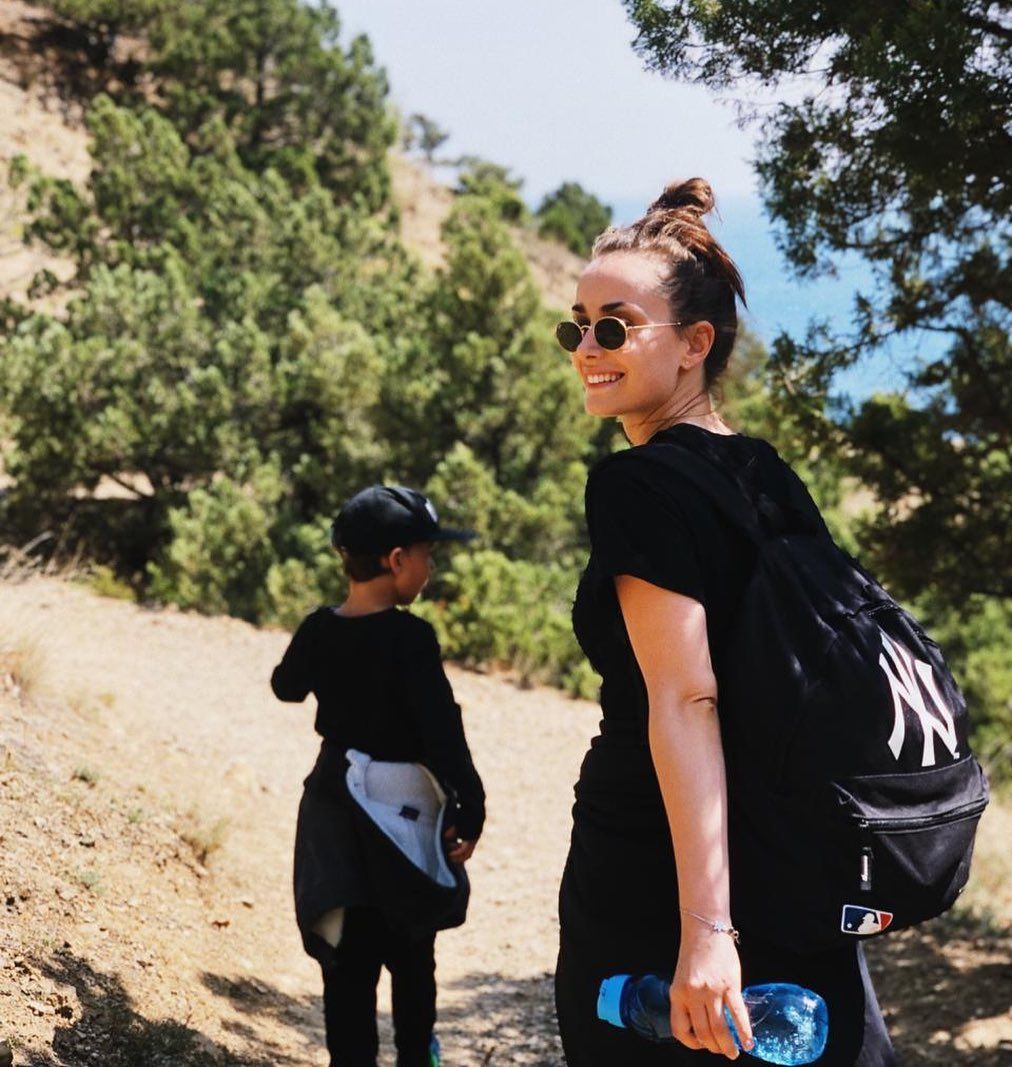 Как проводят лето 2020 звезды телеканала СТБ (фотоподборка)