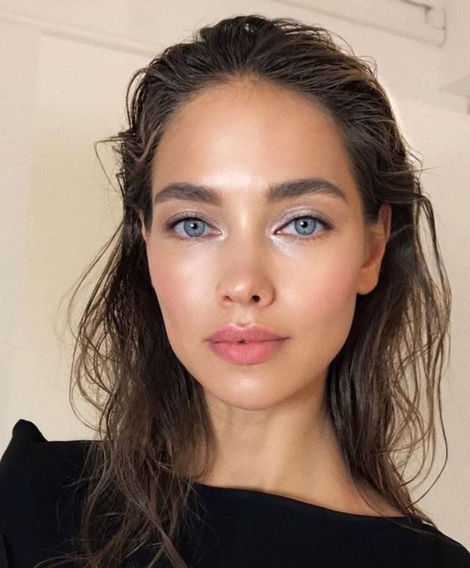 Модні зачіски 2021: тренди зачісок на середнє волосся на весь рік