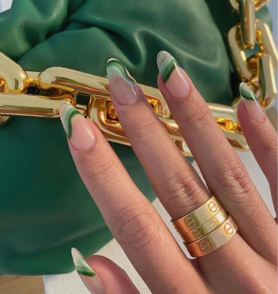 Манікюр літо 2021: тренди модного літнього манікюру