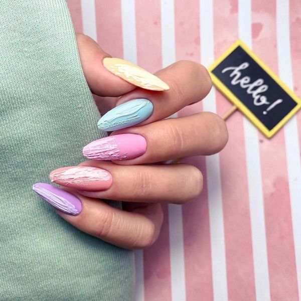 Манікюр на довгі нігті на літо 2021: тренди маникюр 2021