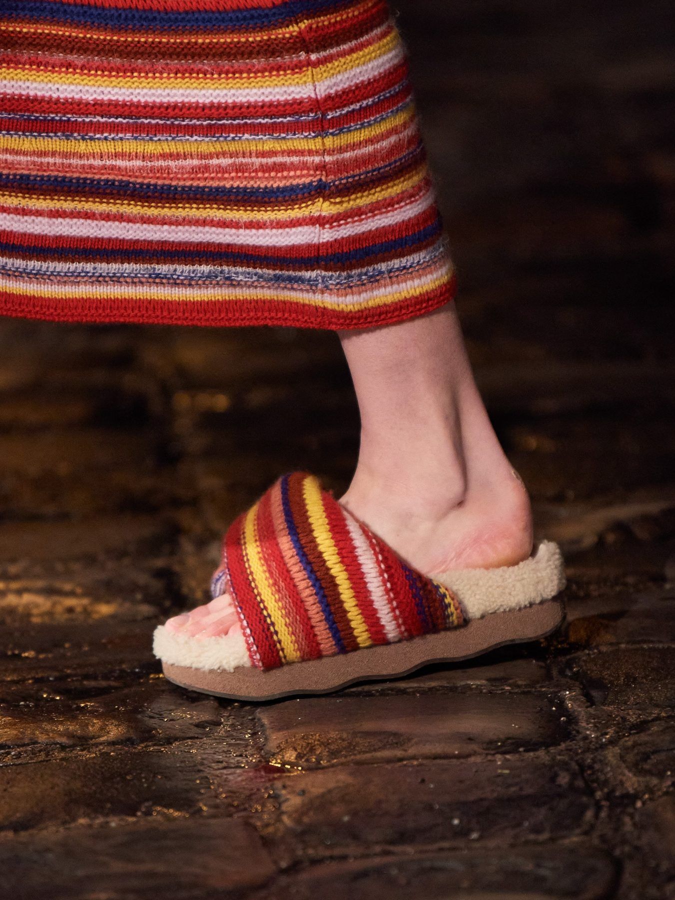 Мода осінь 2021: яке взуття варто купити