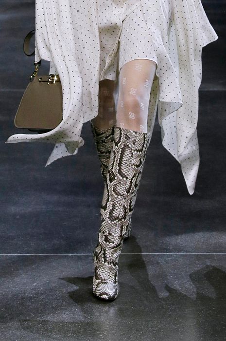 Мода осінь 2021: яке взуття варто купити