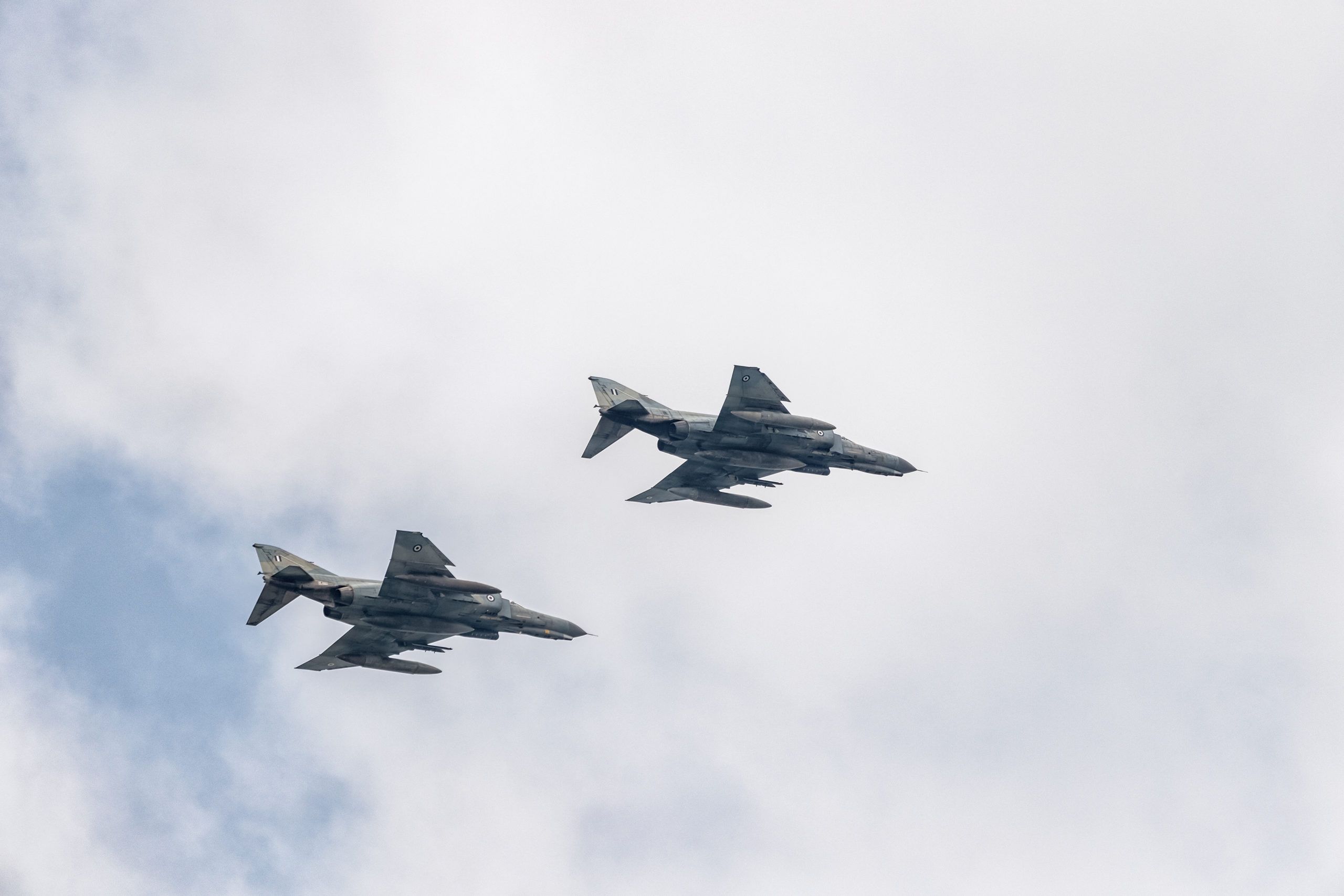 Закрити небо над Україною: що це означає і як це зробити