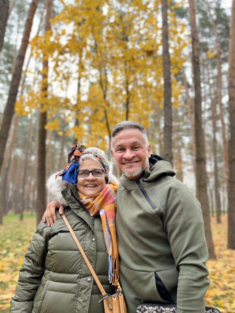 Ко Дню матери Эктор Хименес-Браво поделился самым трогательным воспоминанием из своего детства эктор хименес браво